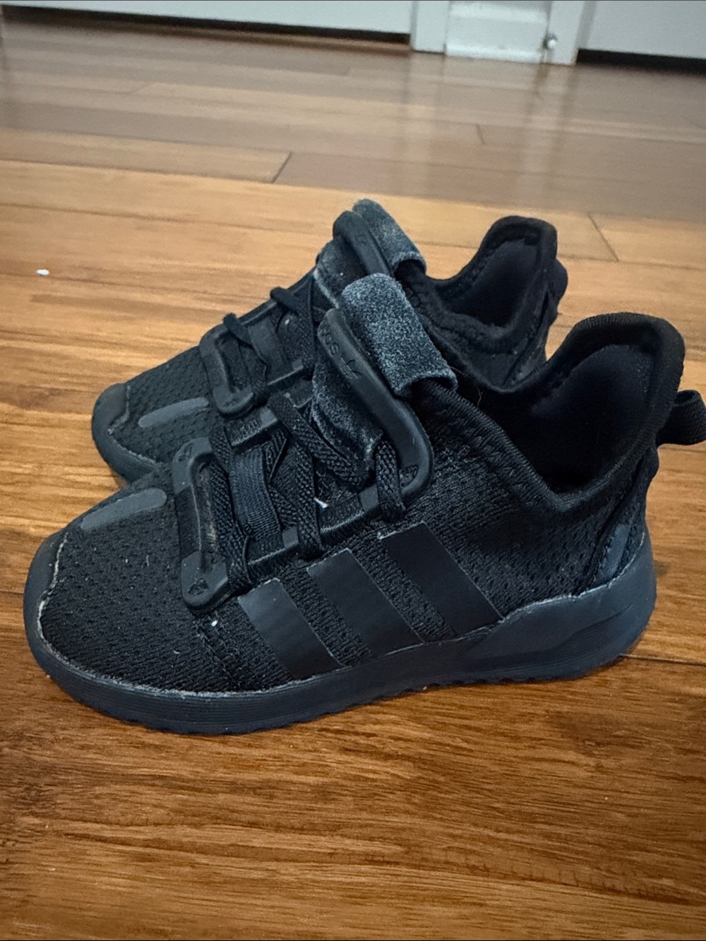 adidas U_Path Run kids' sneakers size 6